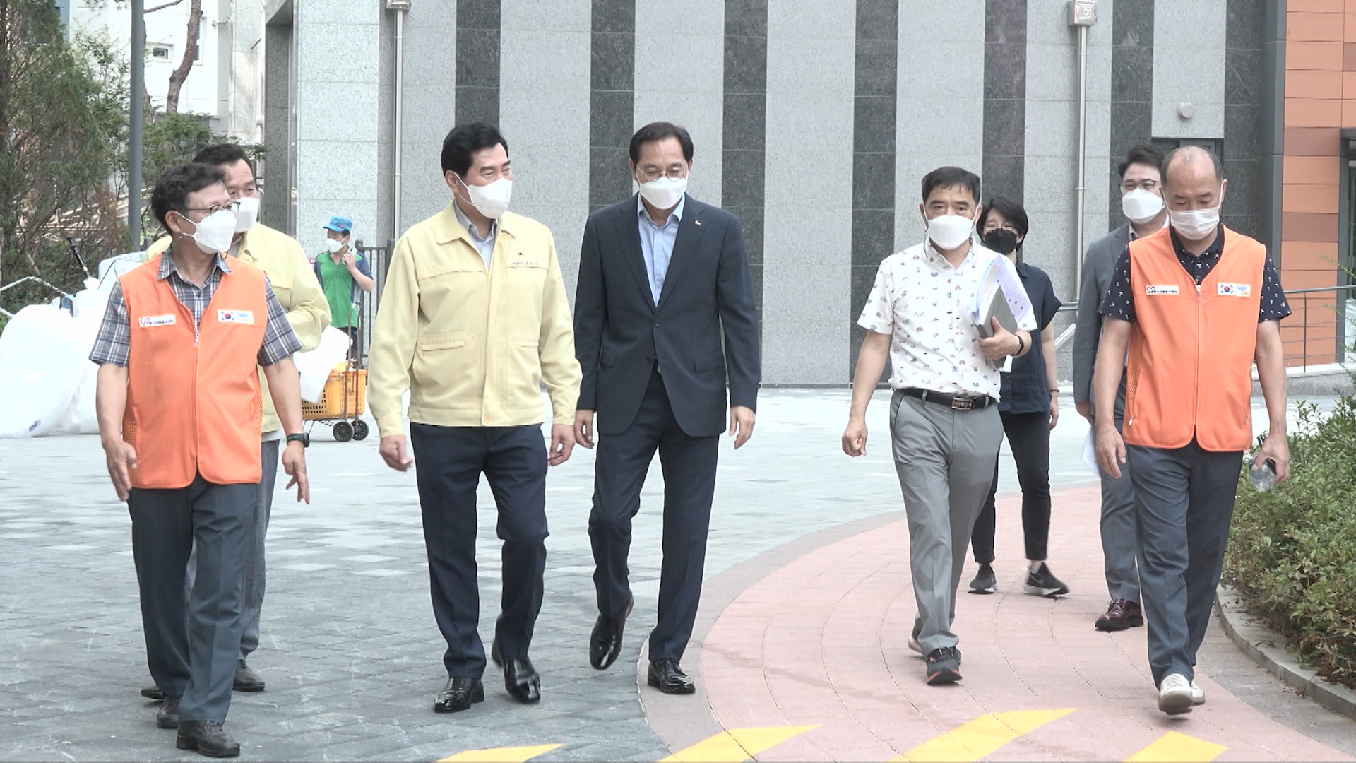 김상돈 시장, 코로나19 방역 자원봉사 활동 전개