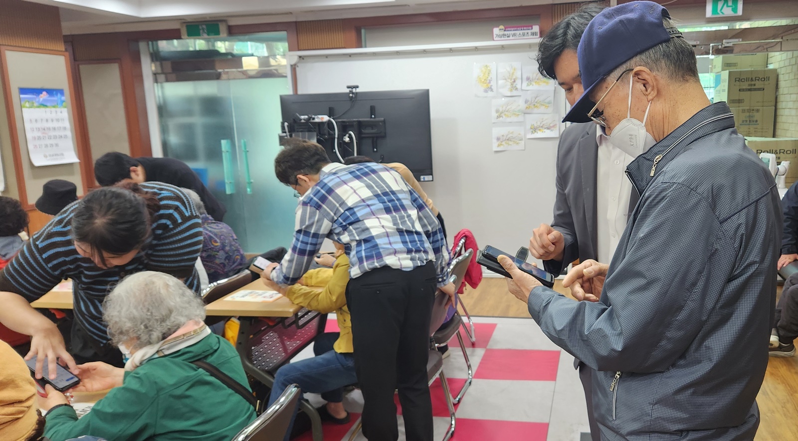 경기도 '스마트폰 보안관', 활동 3주 만에 악성앱 3건 차단…어르신 금융사기 조기 예방